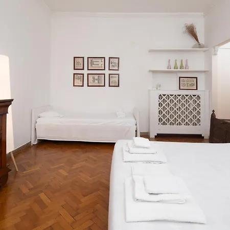 Apartment Liberta Spacious Retreat